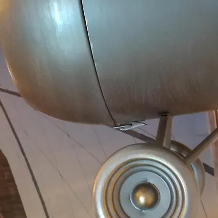 Aeroport ,au Calme 民宿 布格奈斯