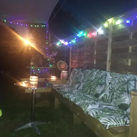 홈스테이 Aeroport ,au Calme *